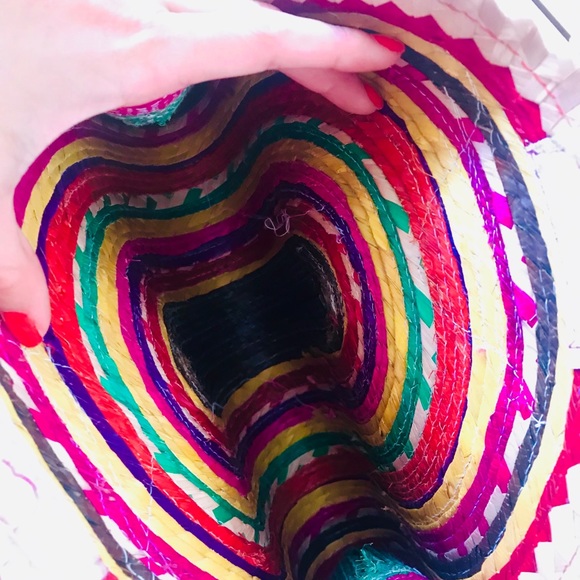 🦜 TROPICAL HAND WOVEN Bag 🌴 - Picture 4 of 4